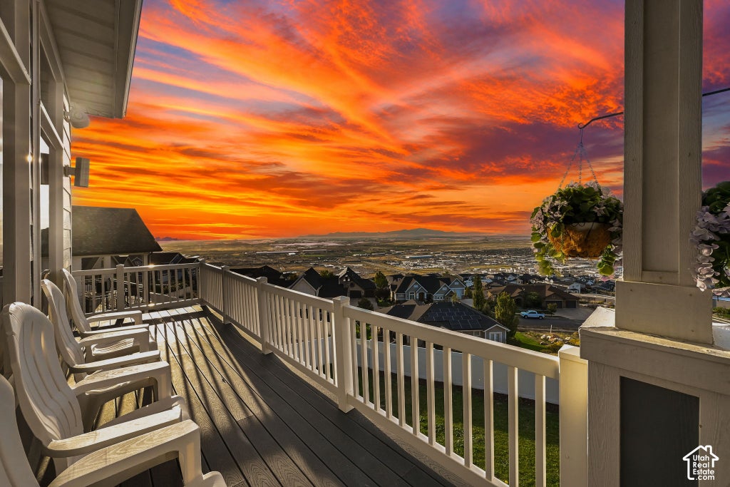 Photo of 251 PARKWAY CIR, North Salt Lake, UT 84054 (MLS # 2190089)