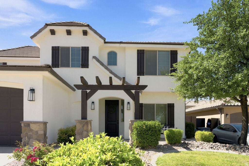 Photo of 2744 E CARMINE DR, Saint George, UT 84790 (MLS # 2171809)