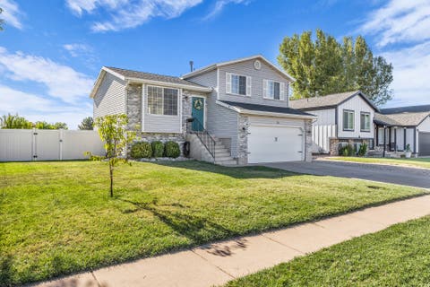 Tiny photo for 1927 N 950 W, Clinton, UT 84015 (MLS # 2180177)