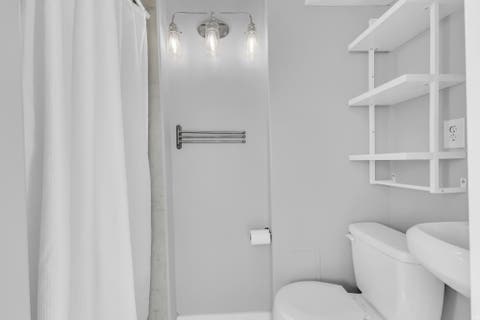 Tiny photo for 1927 N 950 W, Clinton, UT 84015 (MLS # 2180177)