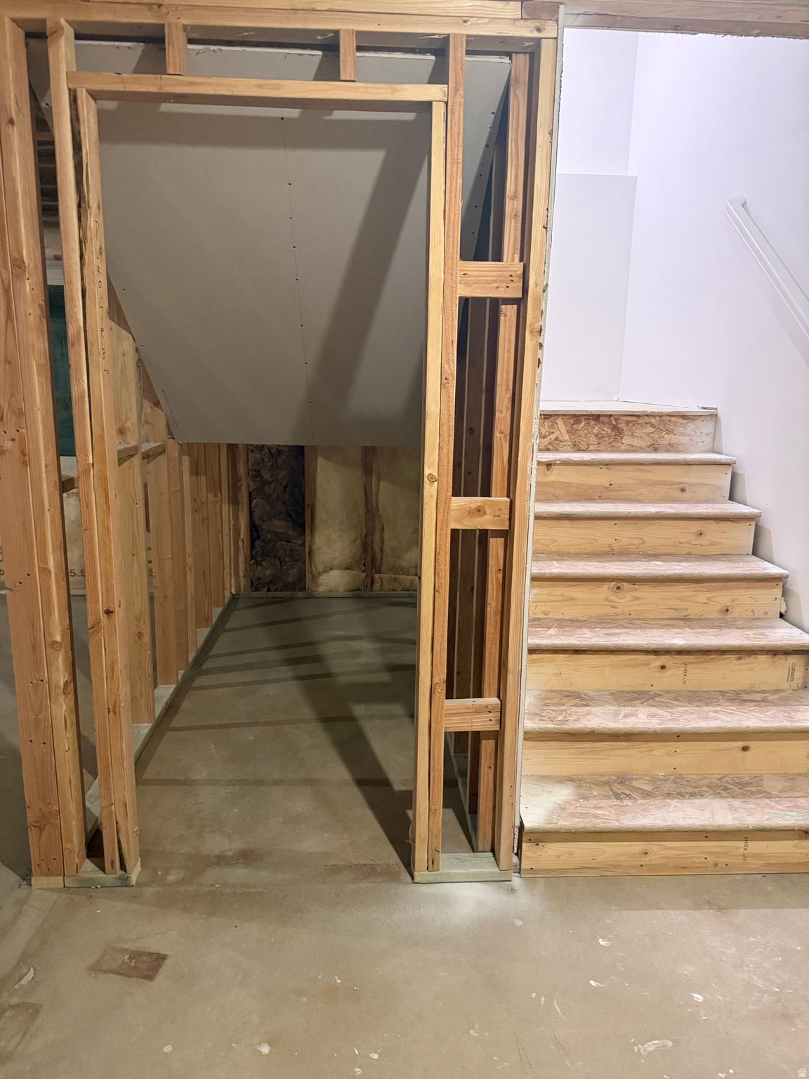 RIVER'S EDGE - Residential