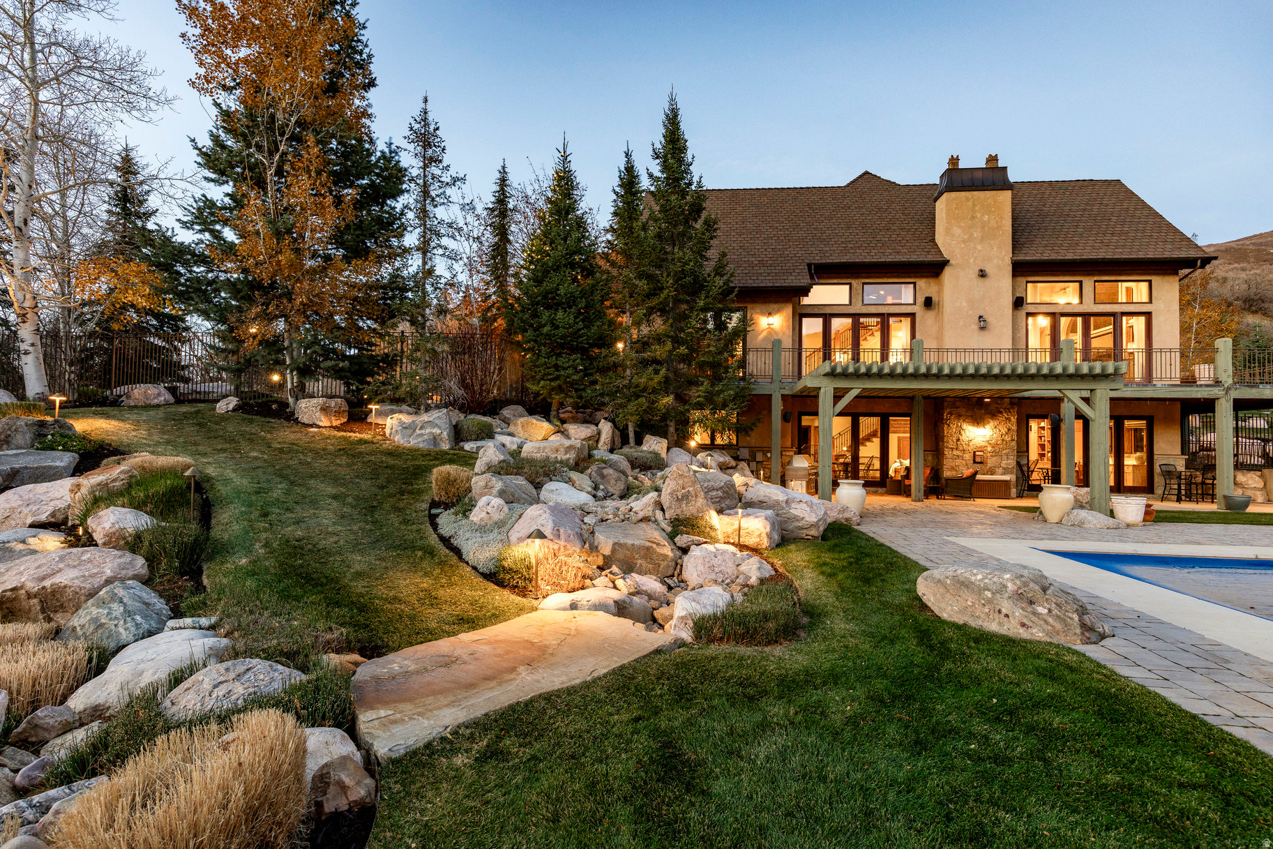 WINDSOR PARK - Residential