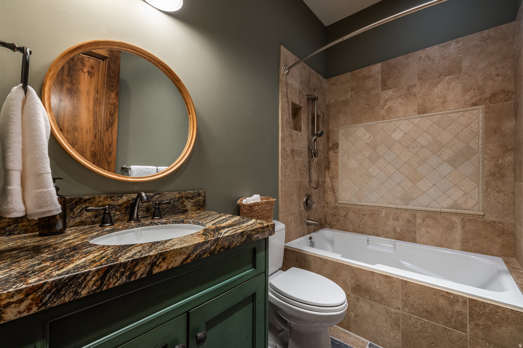 WINDSOR PARK - Residential