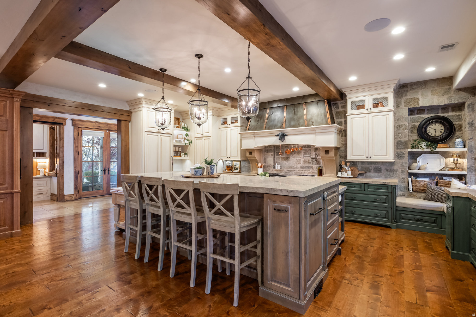 WINDSOR PARK - Residential