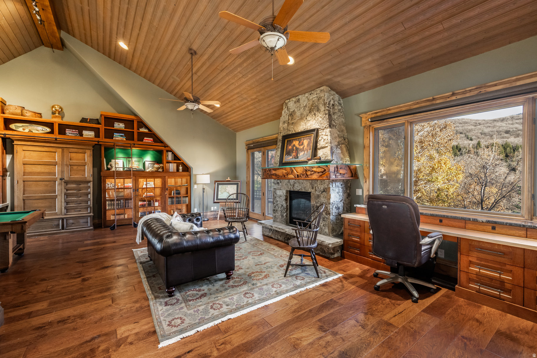 WINDSOR PARK - Residential