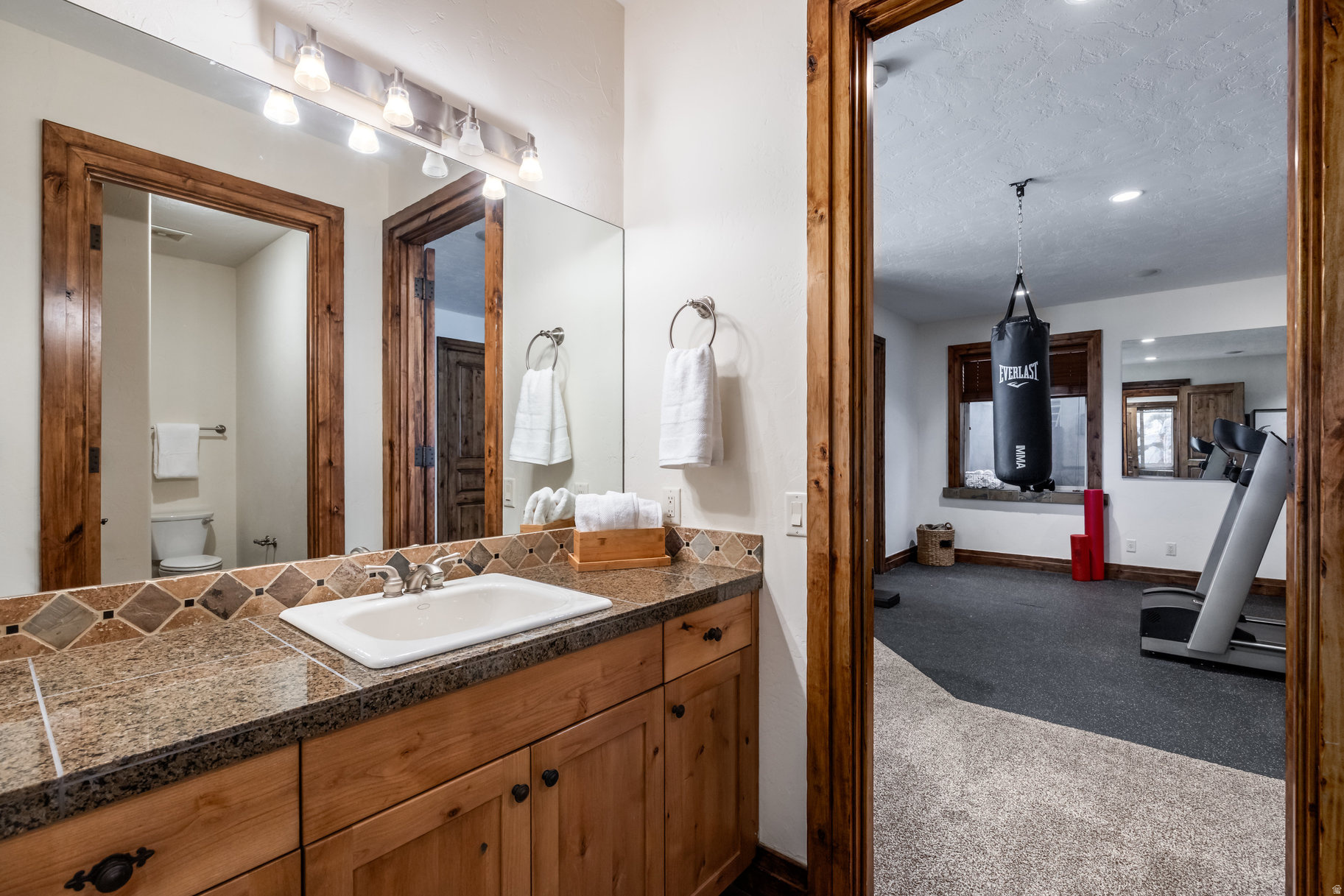 WINDSOR PARK - Residential