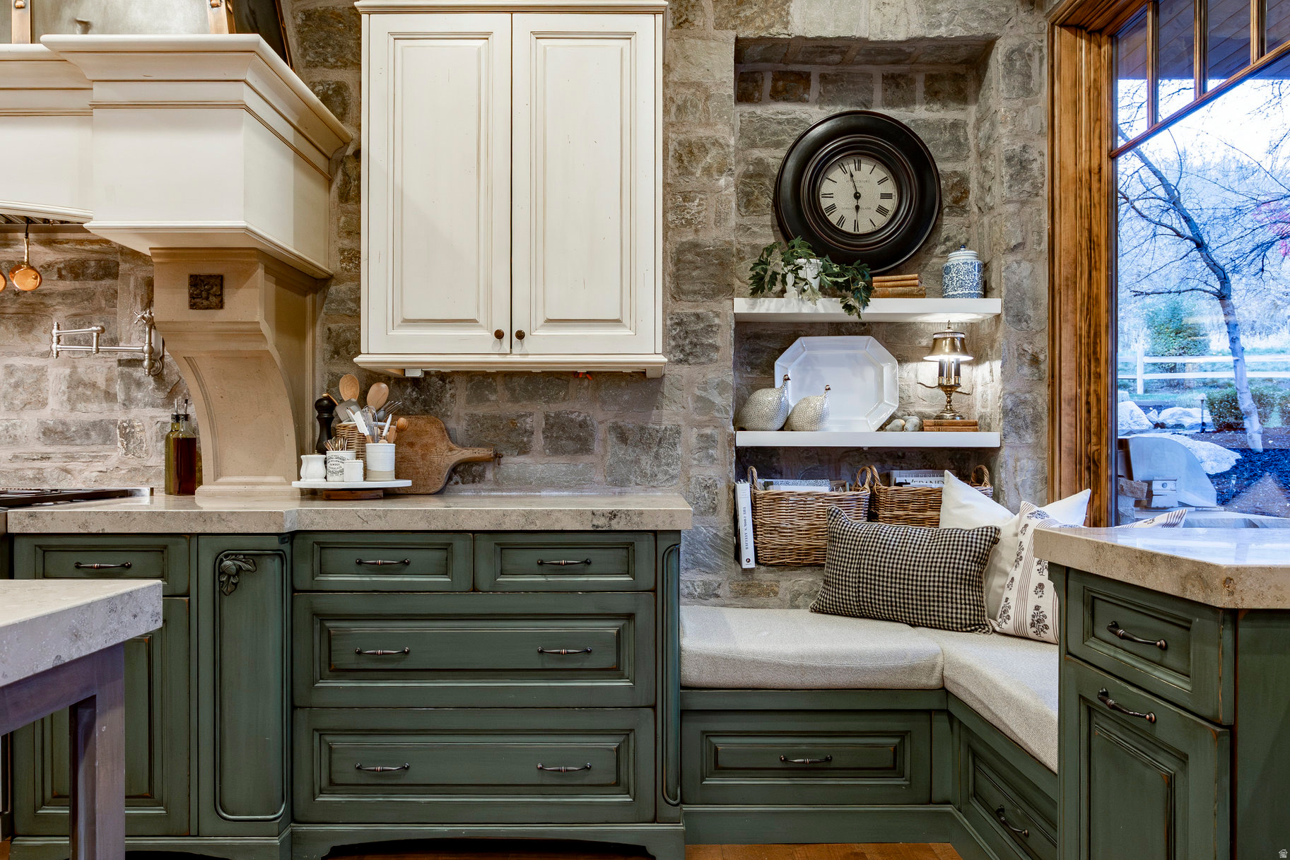 WINDSOR PARK - Residential