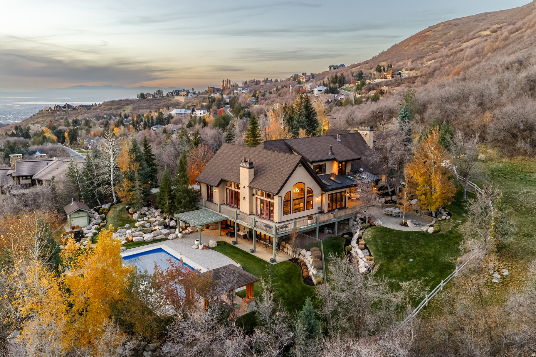 WINDSOR PARK - Residential