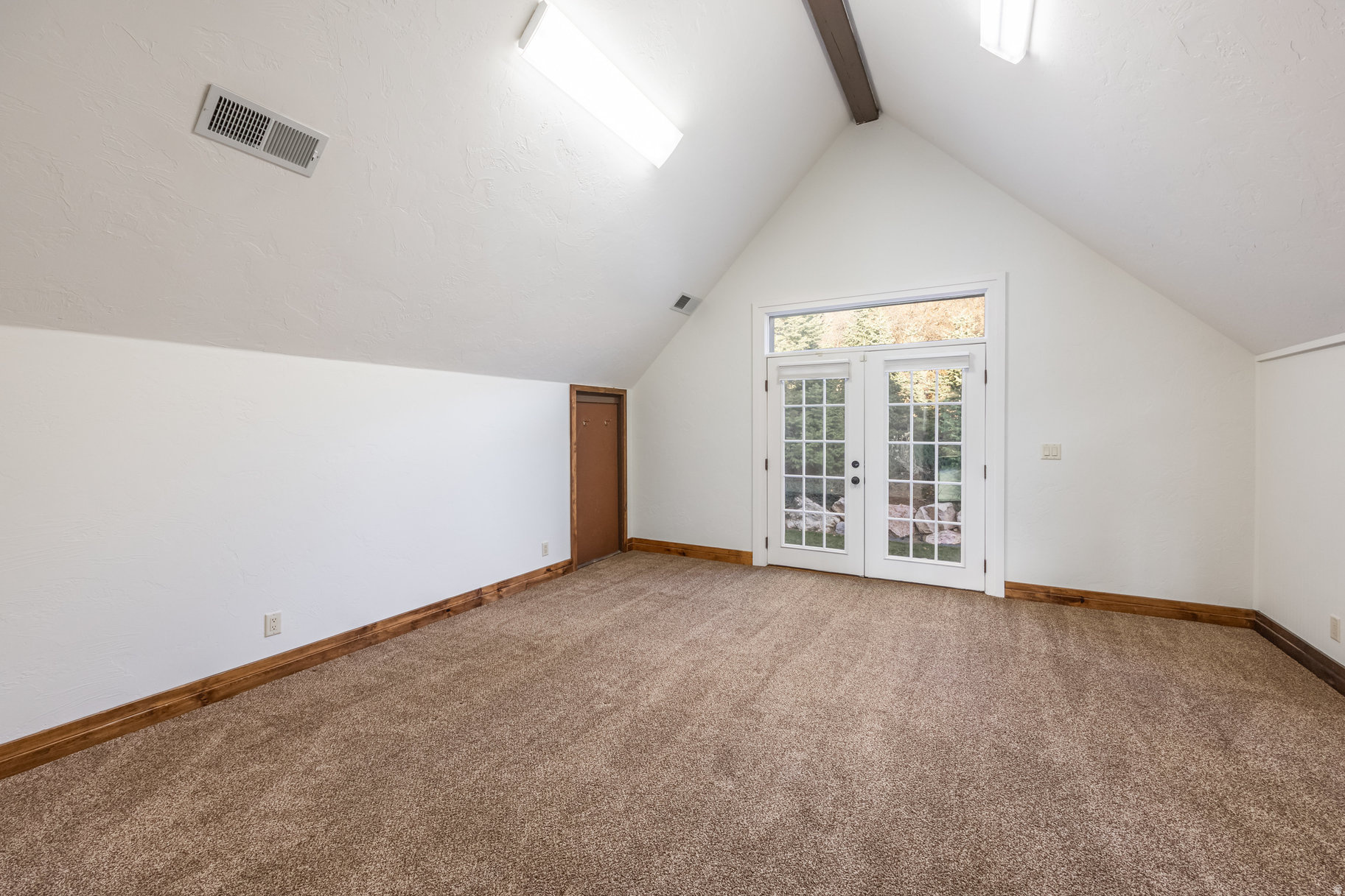 WINDSOR PARK - Residential