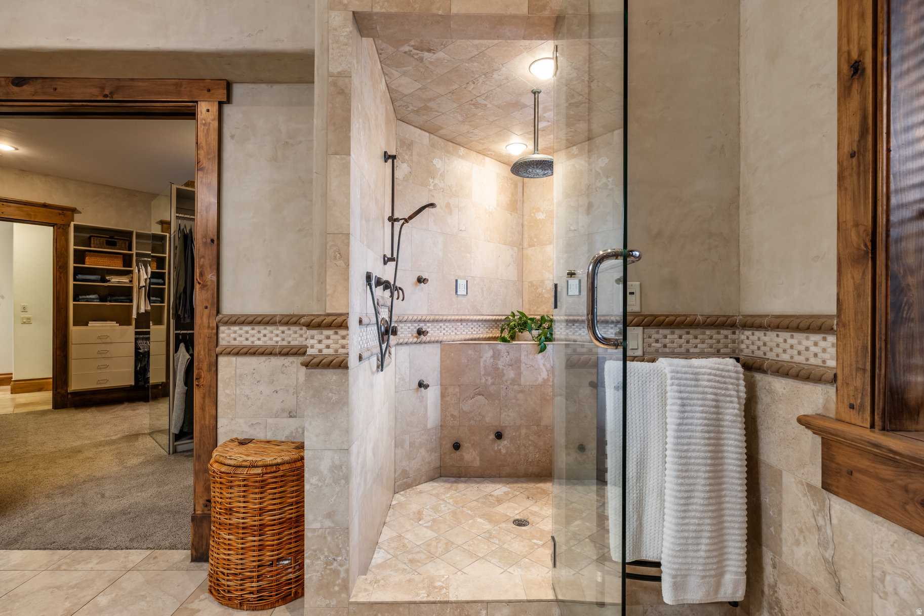 WINDSOR PARK - Residential