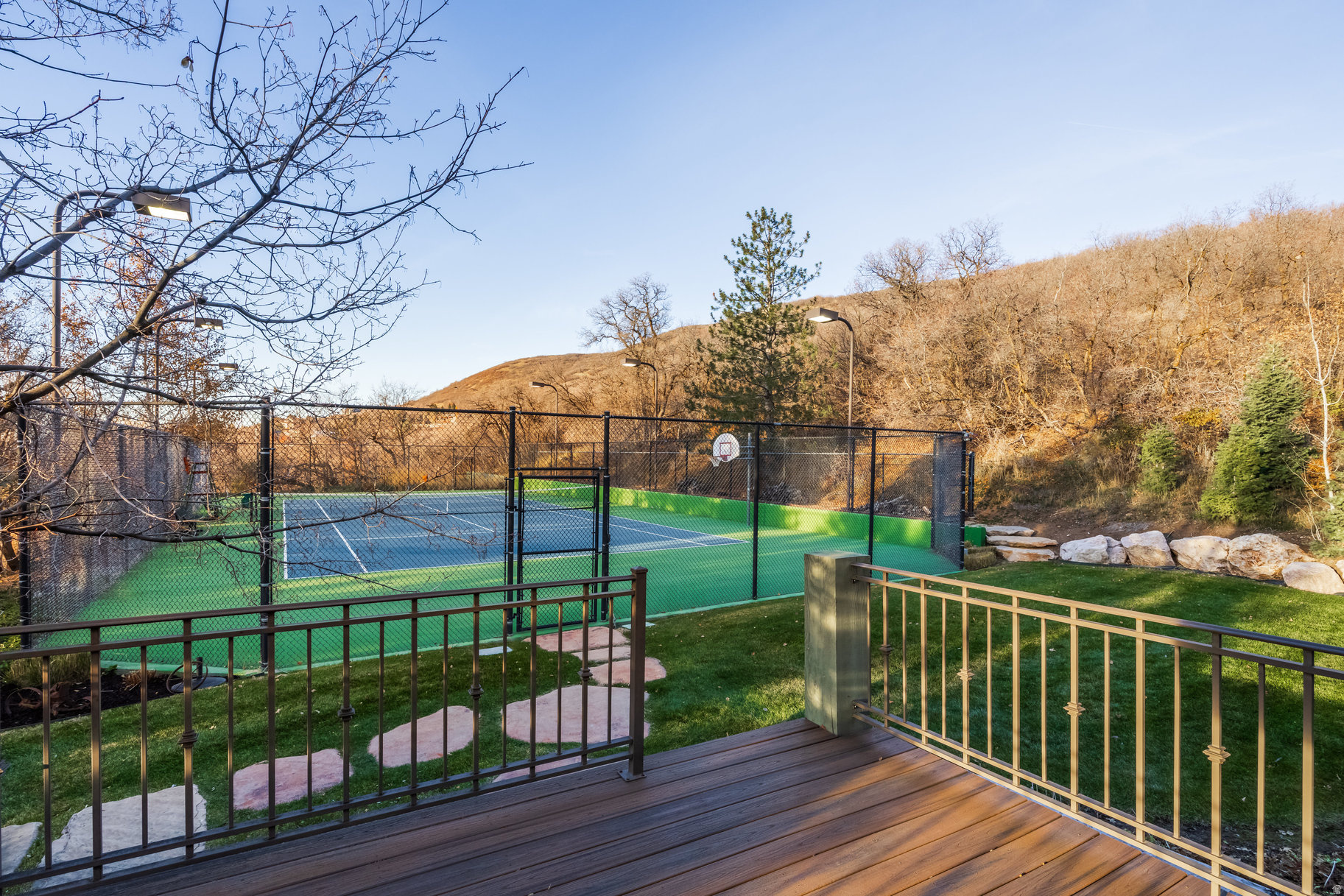 WINDSOR PARK - Residential