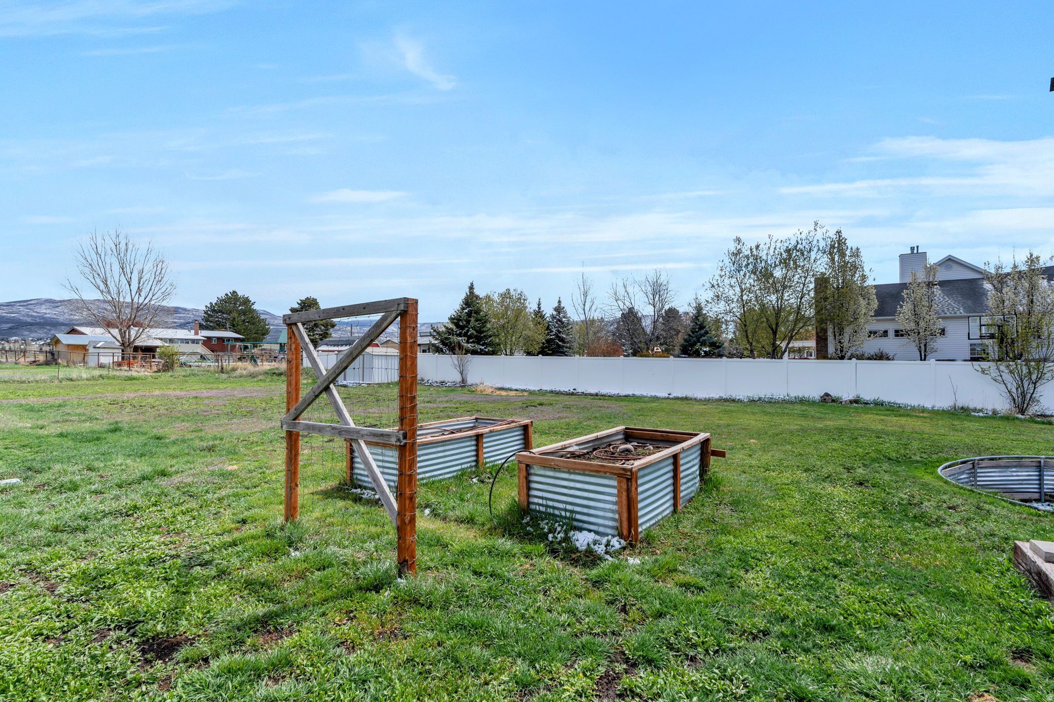 WILD MARE FARM - Residential