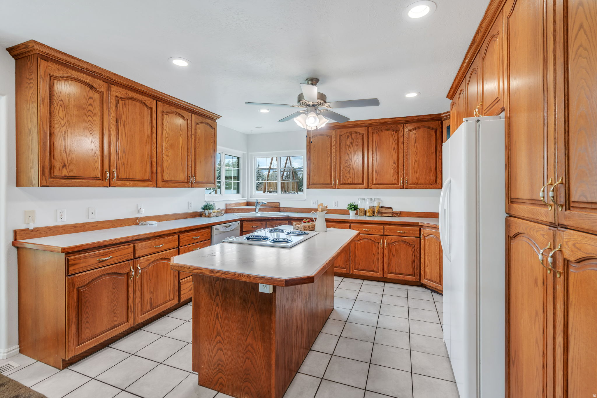 WILD MARE FARM - Residential