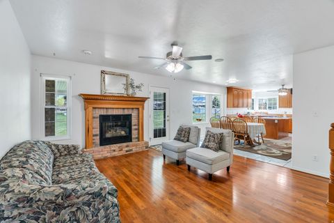 Tiny photo for 1549 S LOST COLT DR, Heber City, UT 84032 (MLS # 2148367)
