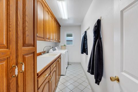 Tiny photo for 1549 S LOST COLT DR, Heber City, UT 84032 (MLS # 2148367)