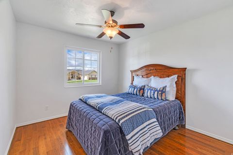 Tiny photo for 1549 S LOST COLT DR, Heber City, UT 84032 (MLS # 2148367)