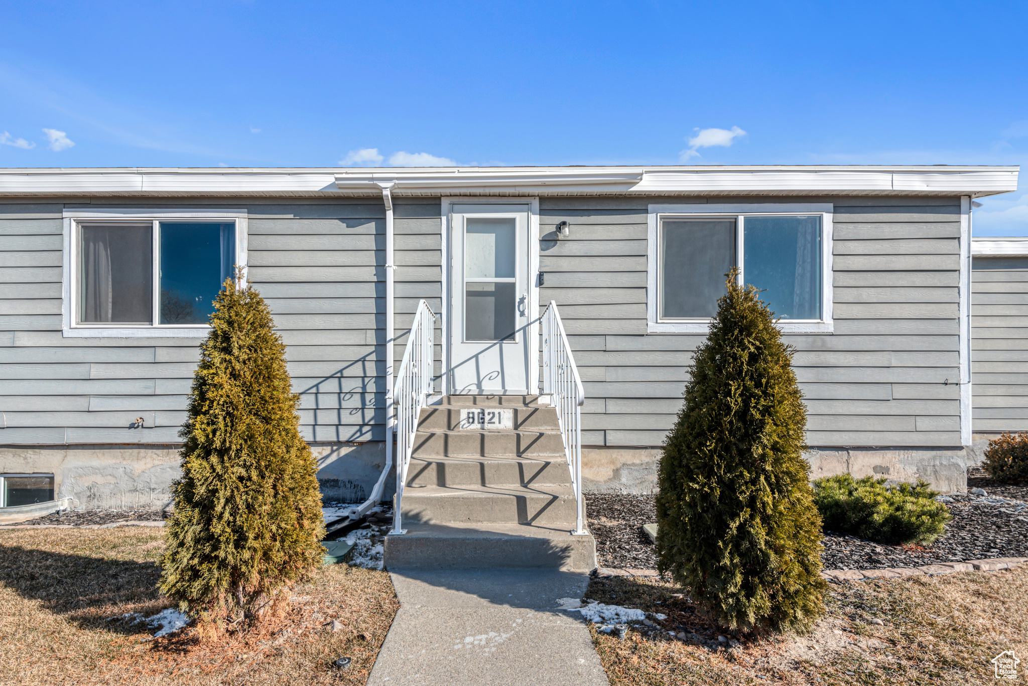 8621 S Meadowlark Ln, West Jordan, Utah image 3