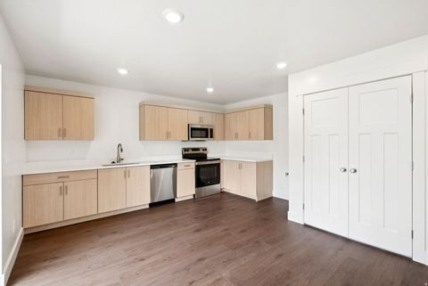 Tiny photo for 1615 N ANGEL ST W, Layton, UT 84041 (MLS # 2126501)