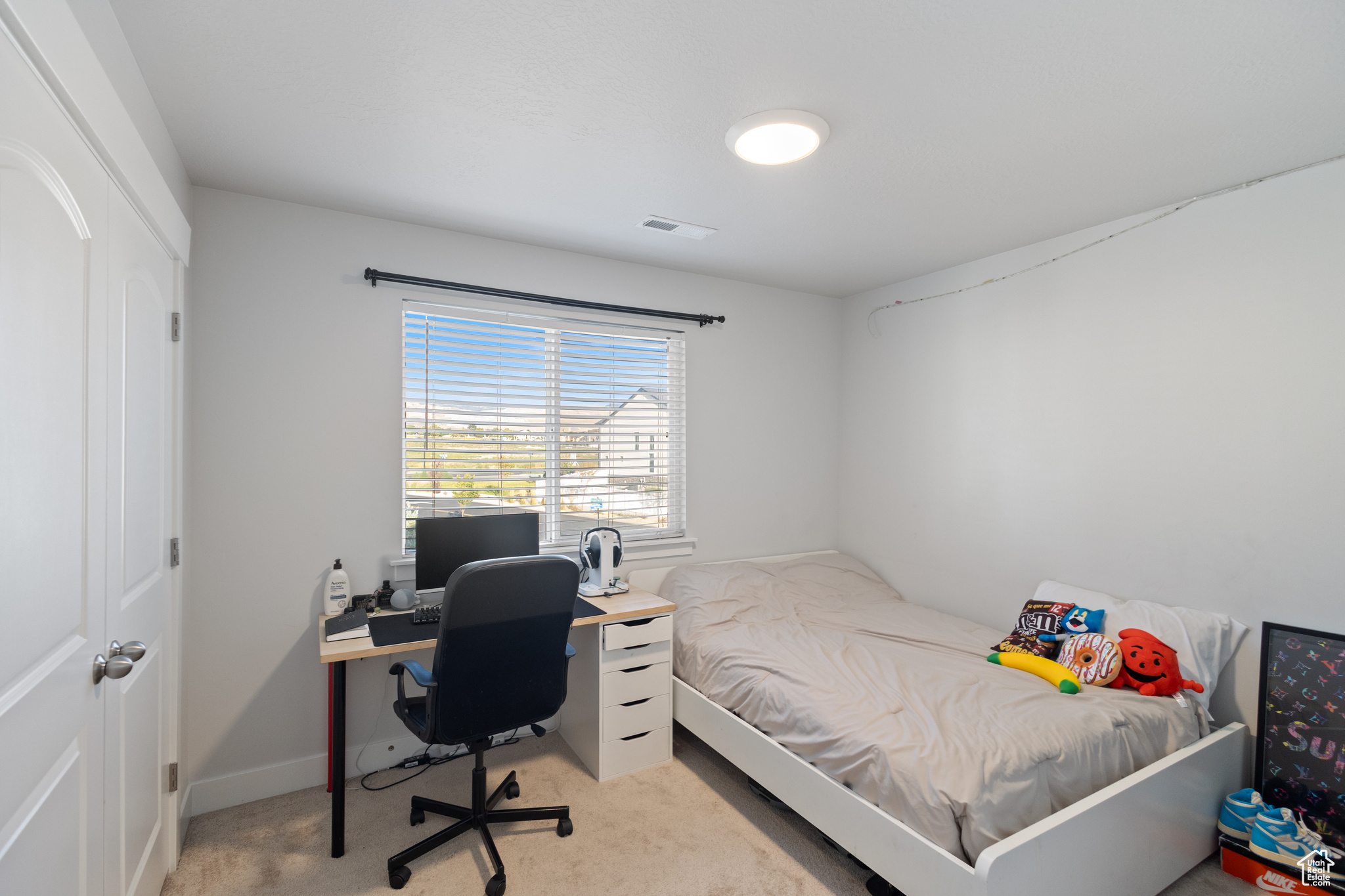 MOUNTAIN RIDGE - Residential