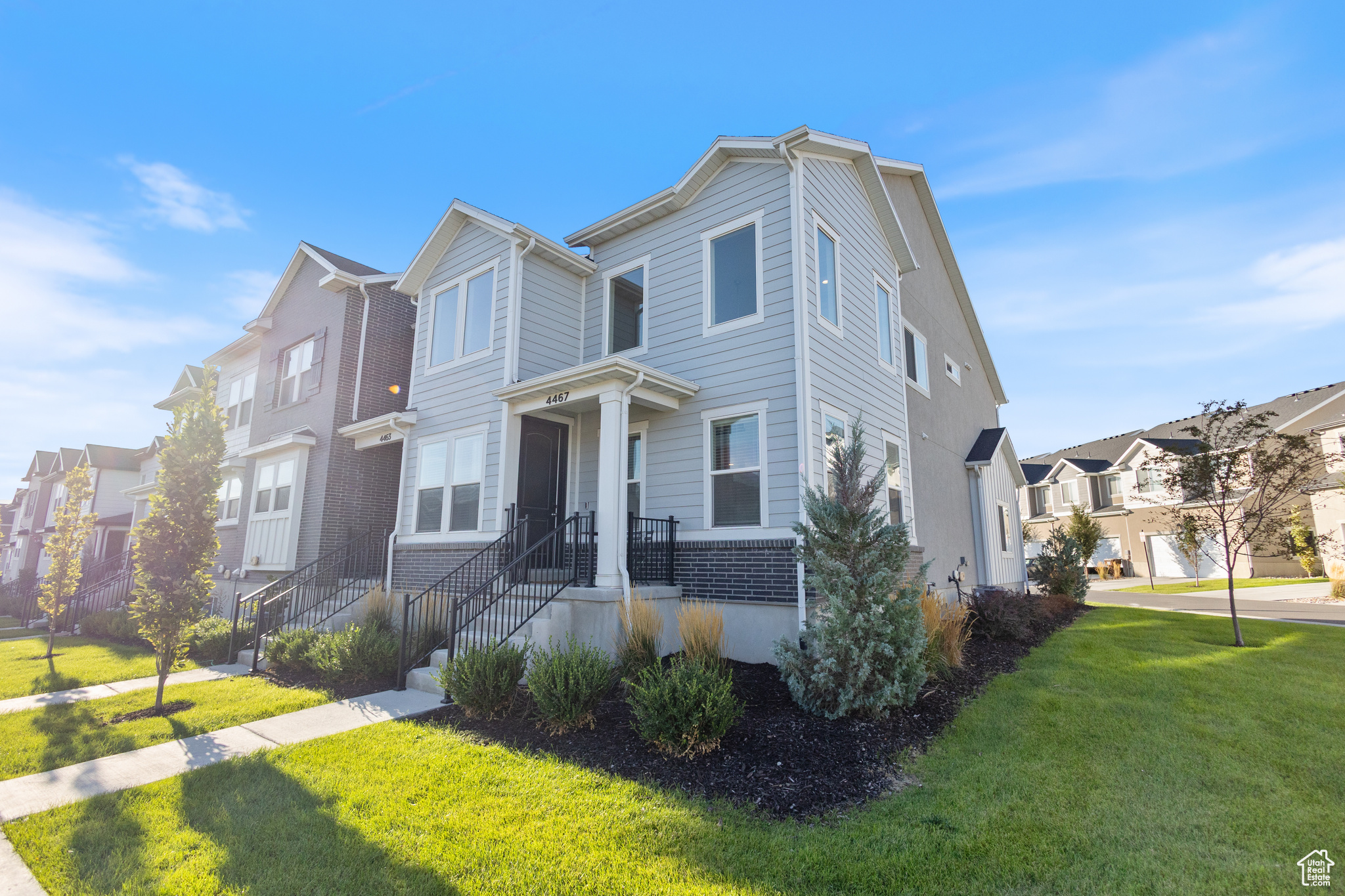 MOUNTAIN RIDGE - Residential