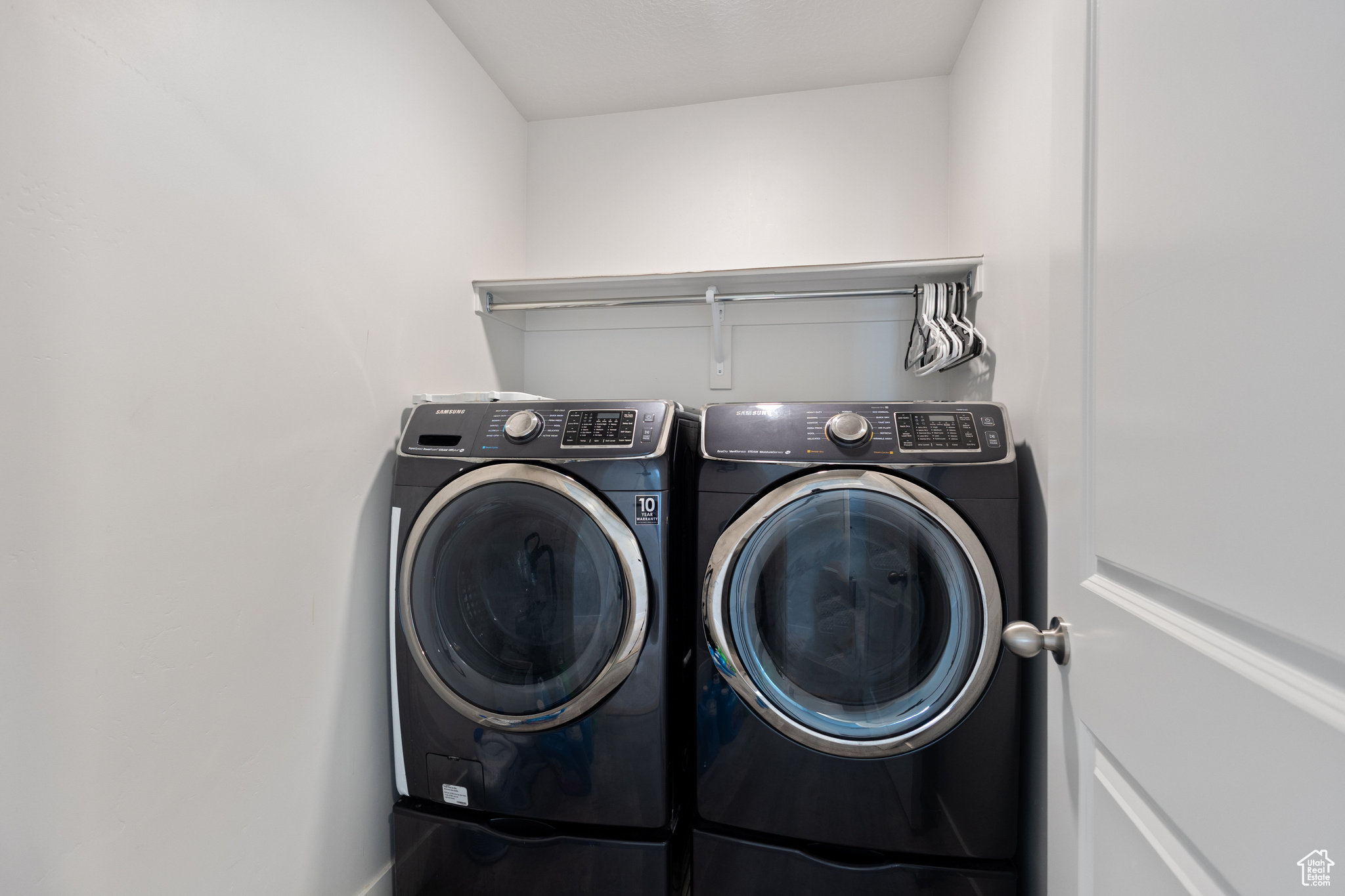 MOUNTAIN RIDGE - Residential