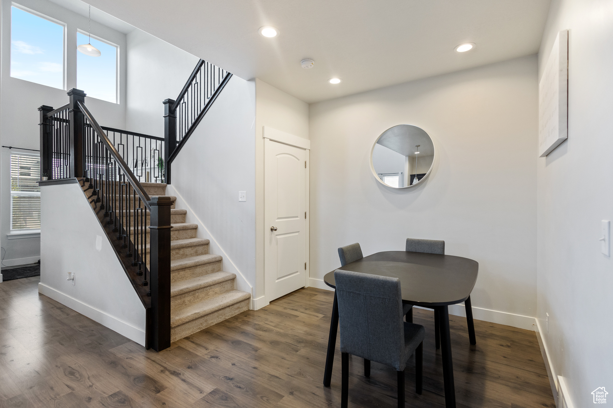 MOUNTAIN RIDGE - Residential