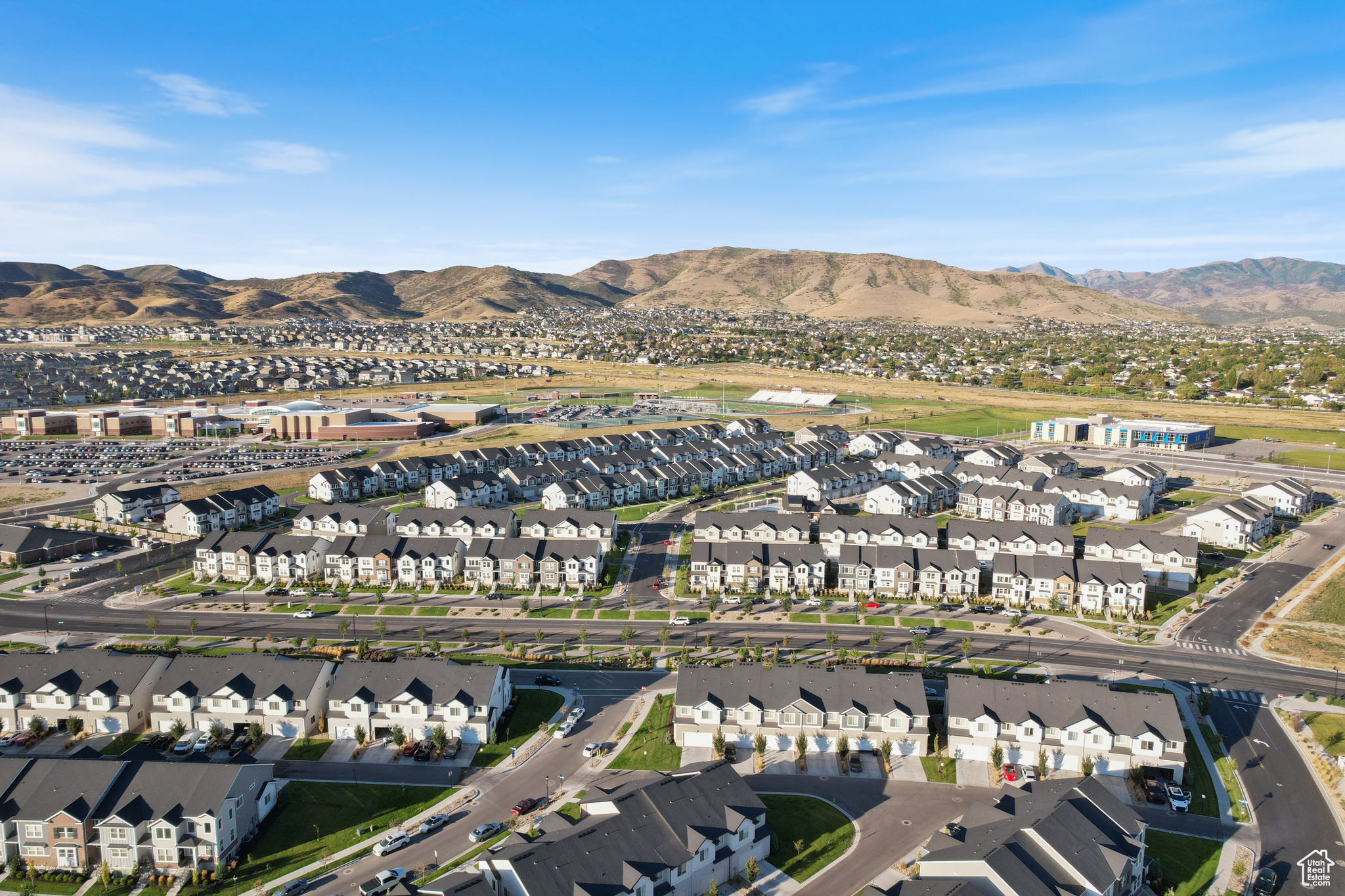 MOUNTAIN RIDGE - Residential