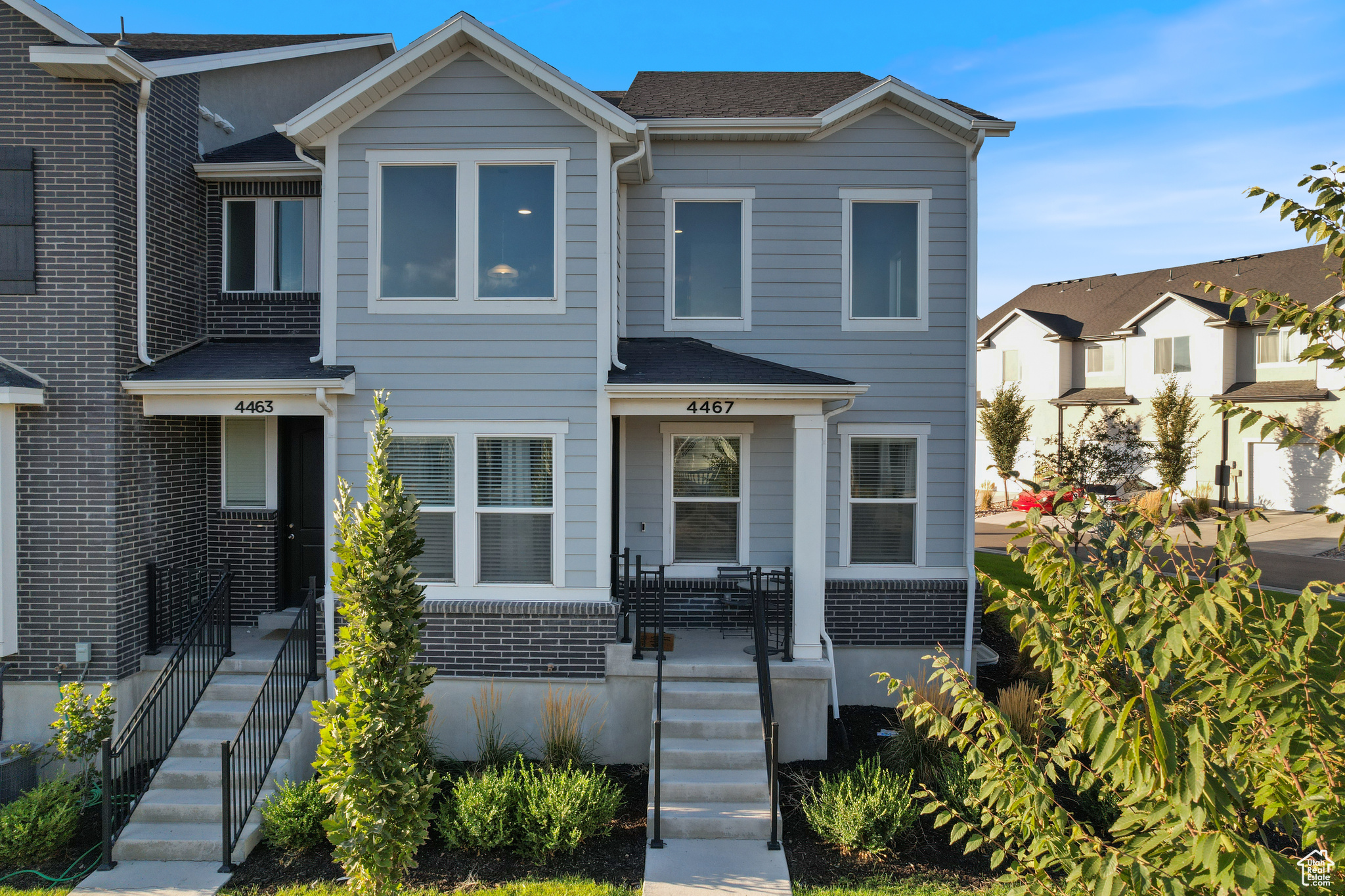 MOUNTAIN RIDGE - Residential