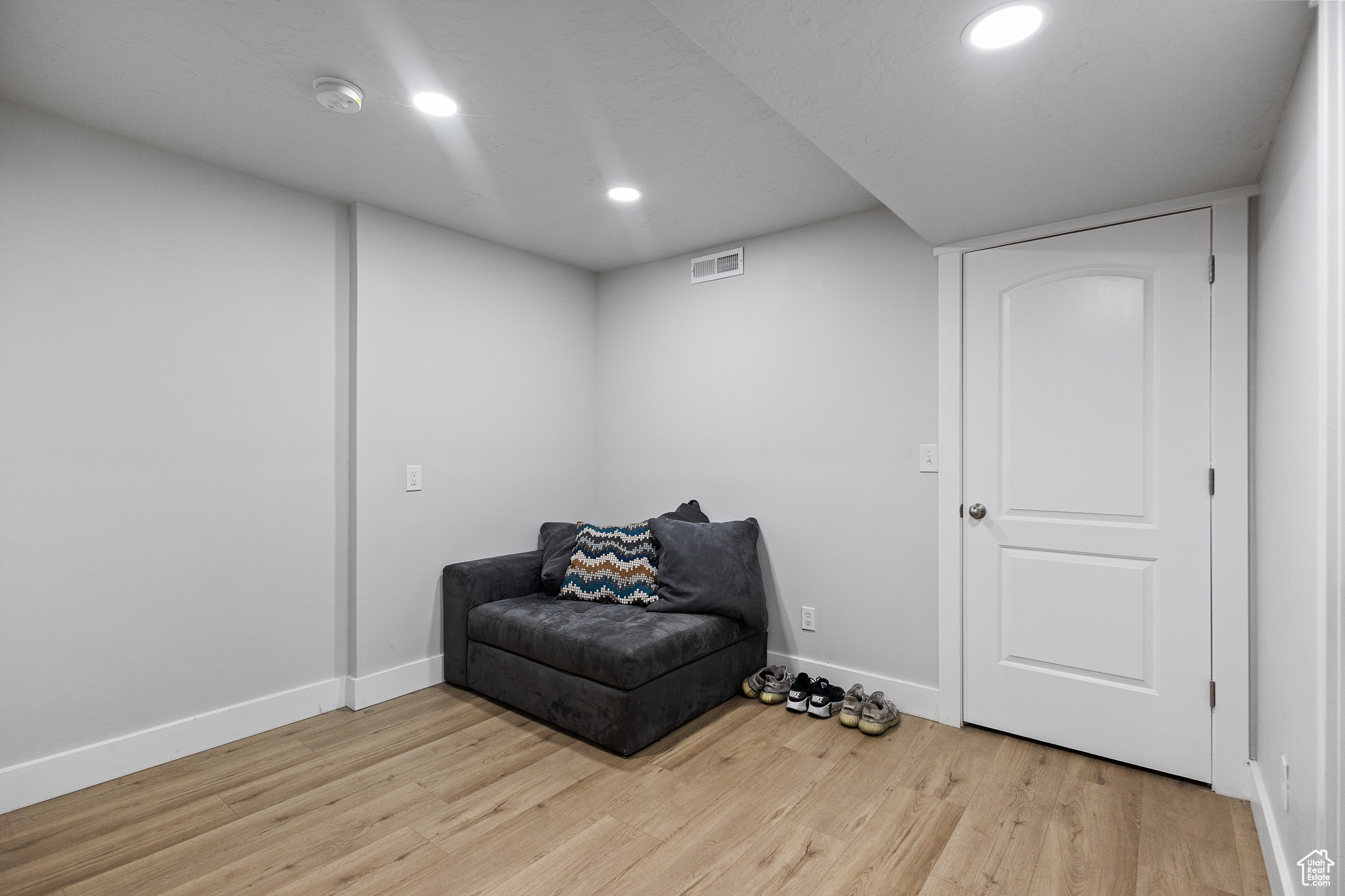 MOUNTAIN RIDGE - Residential