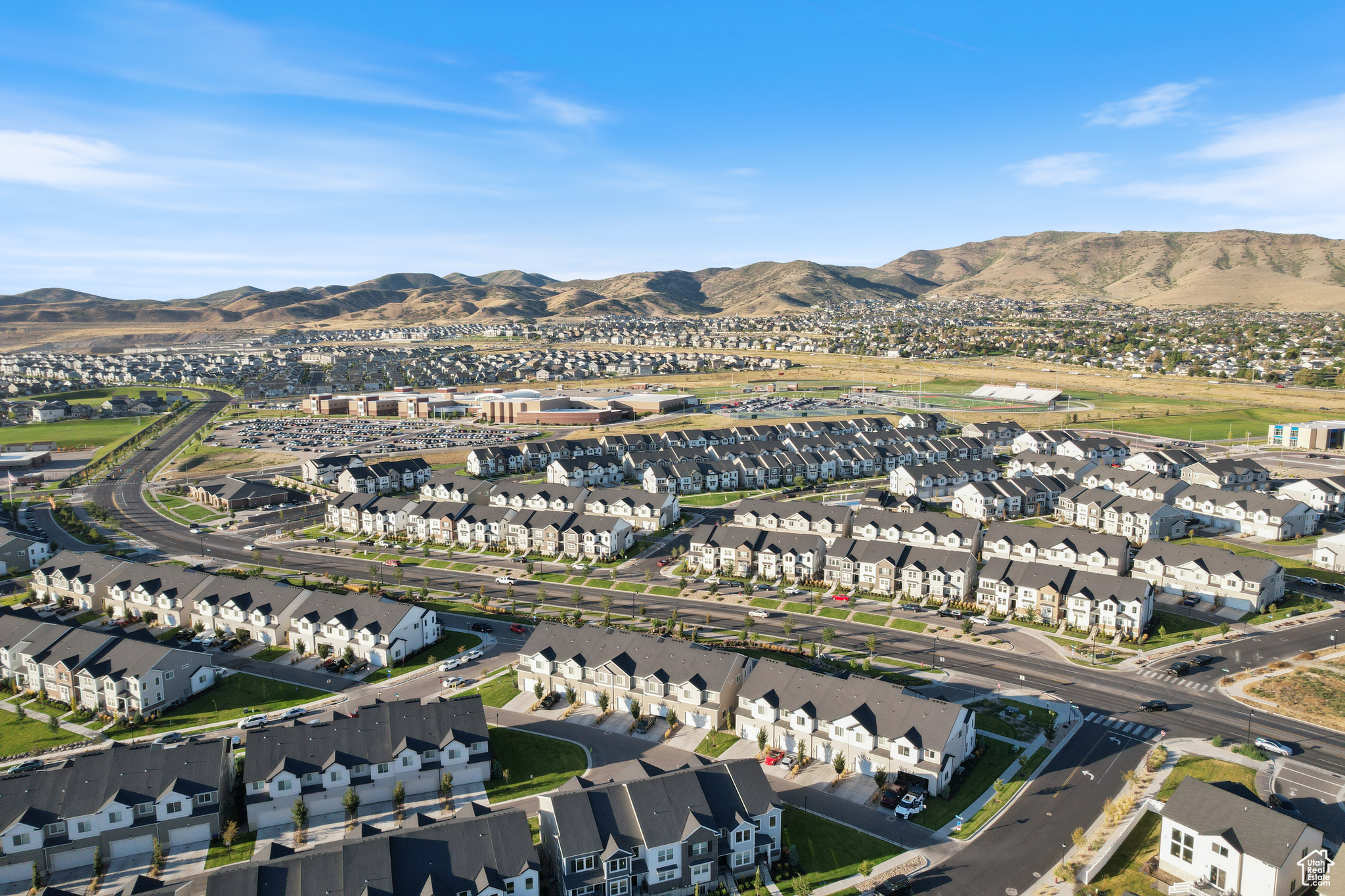 MOUNTAIN RIDGE - Residential