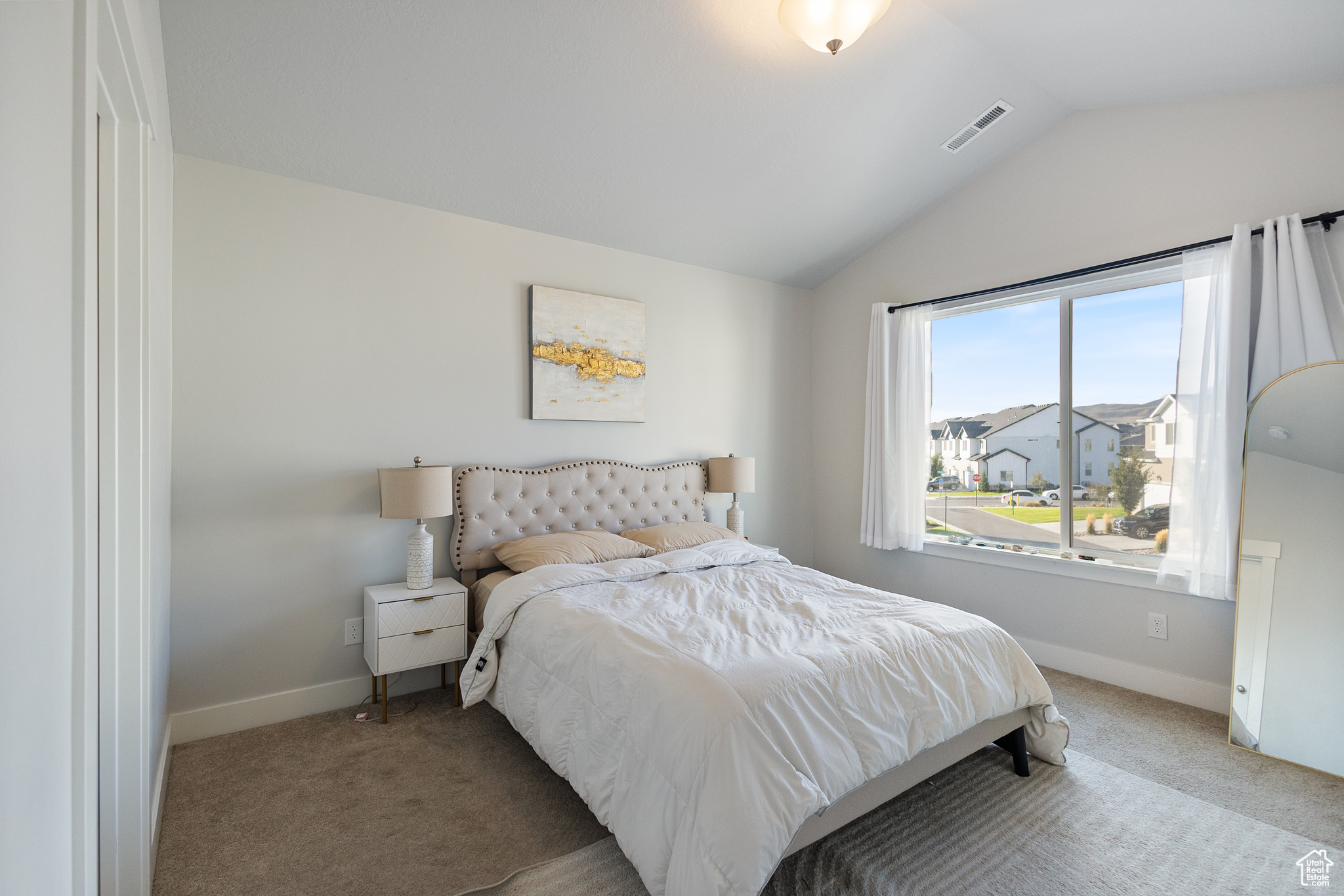 MOUNTAIN RIDGE - Residential