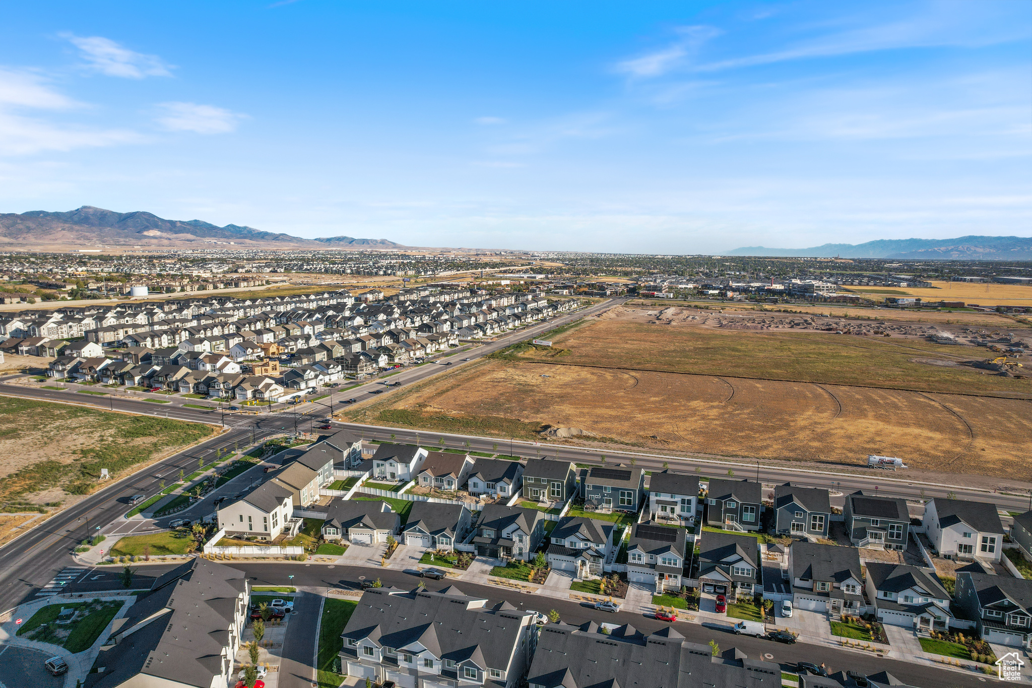 MOUNTAIN RIDGE - Residential