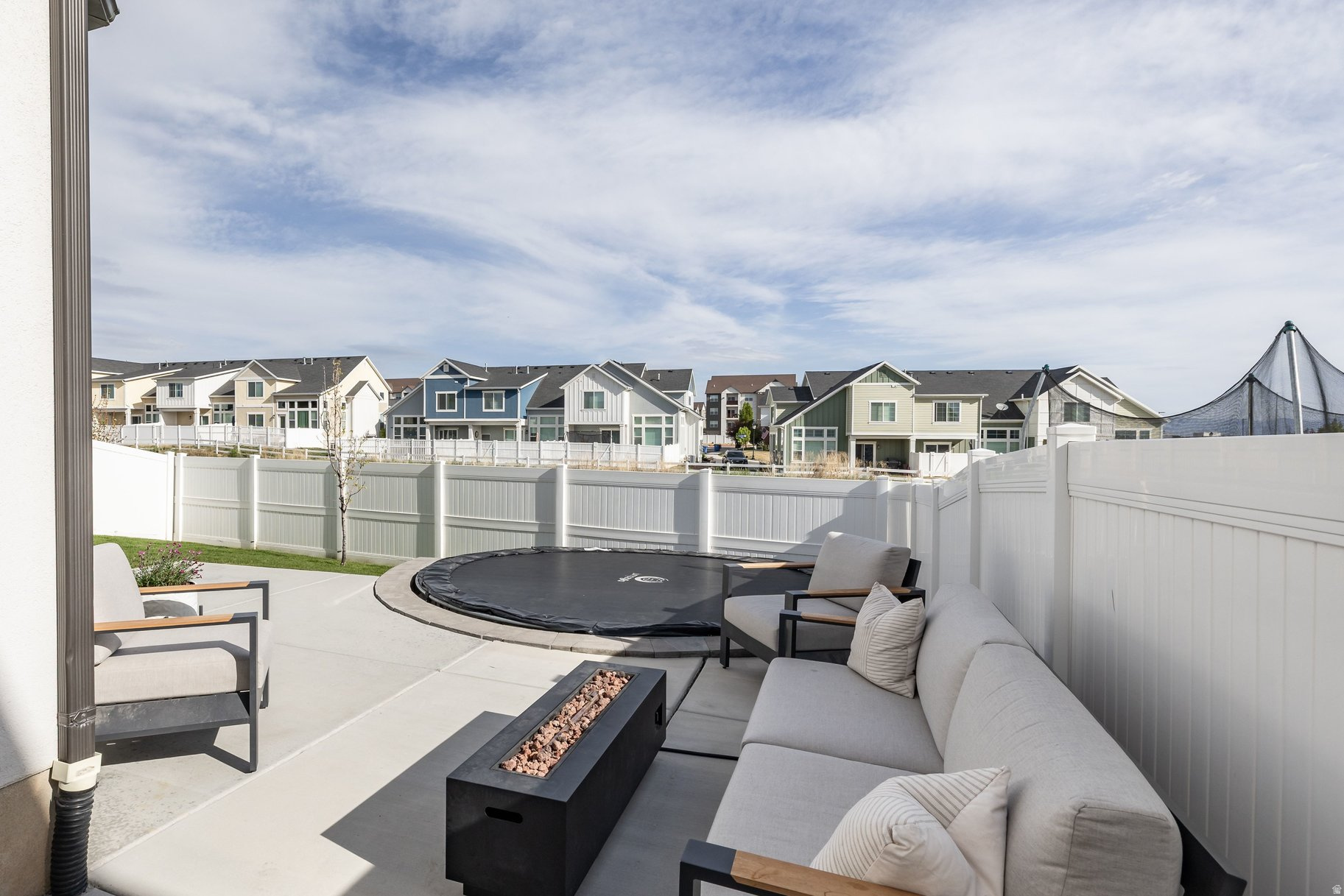 MILLER CROSSING - Residential