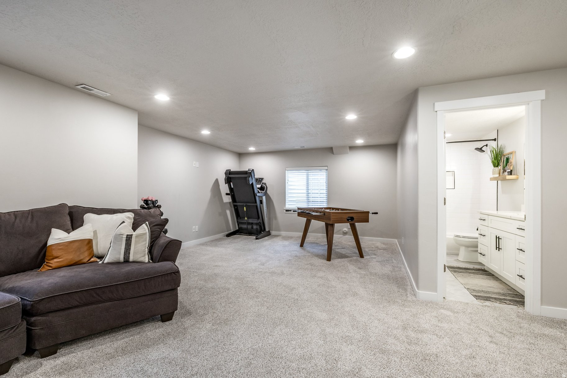 MILLER CROSSING - Residential