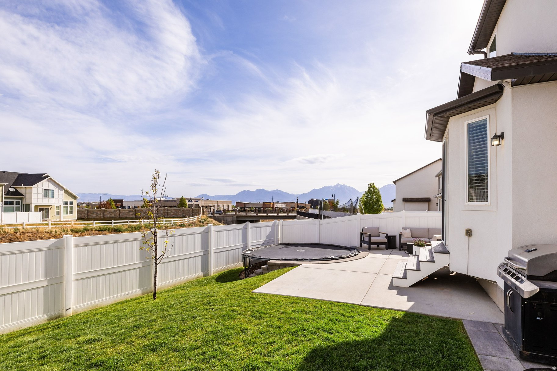 MILLER CROSSING - Residential