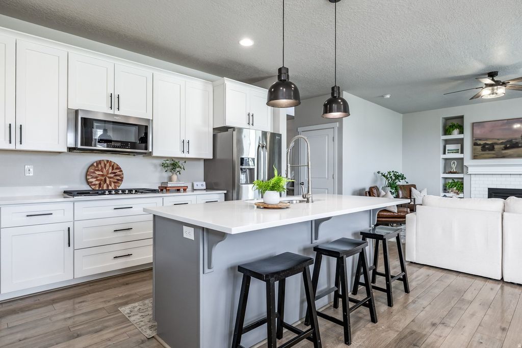 Photo of 5312 W CROYDEN LN S, Herriman, UT 84096 (MLS # 2152367)