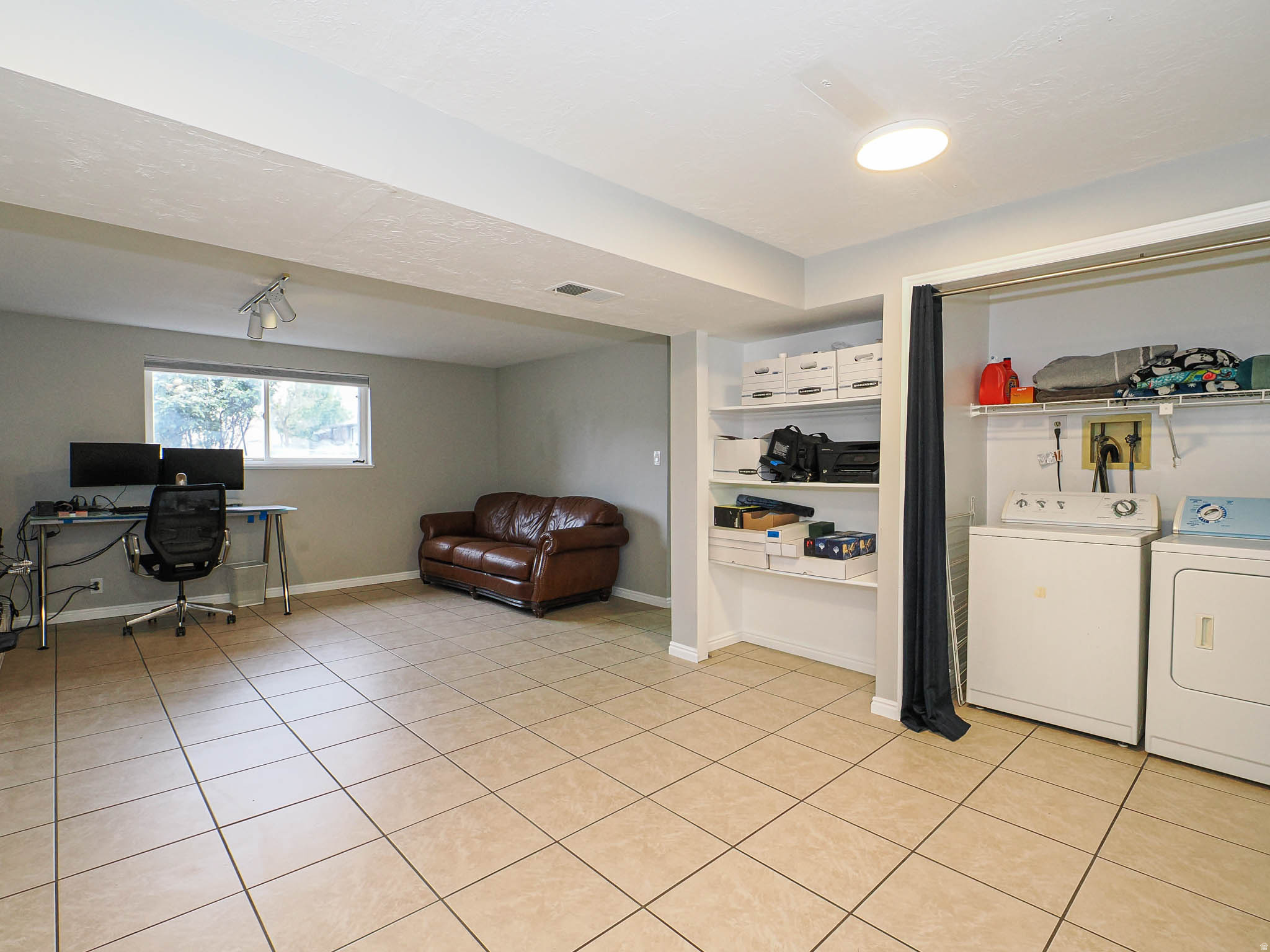 SANDY HEIGHTS SOUTH - Residential