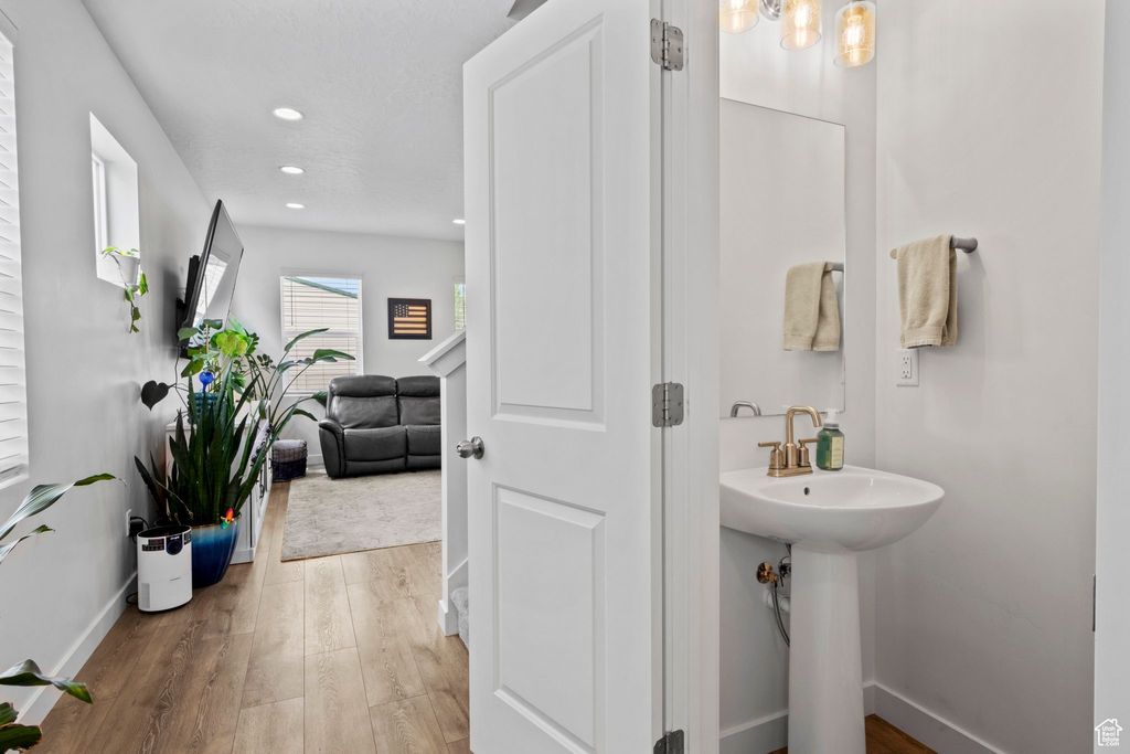 Photo of 1162 W 1100 S, Clearfield, UT 84015 (MLS # 2098056)