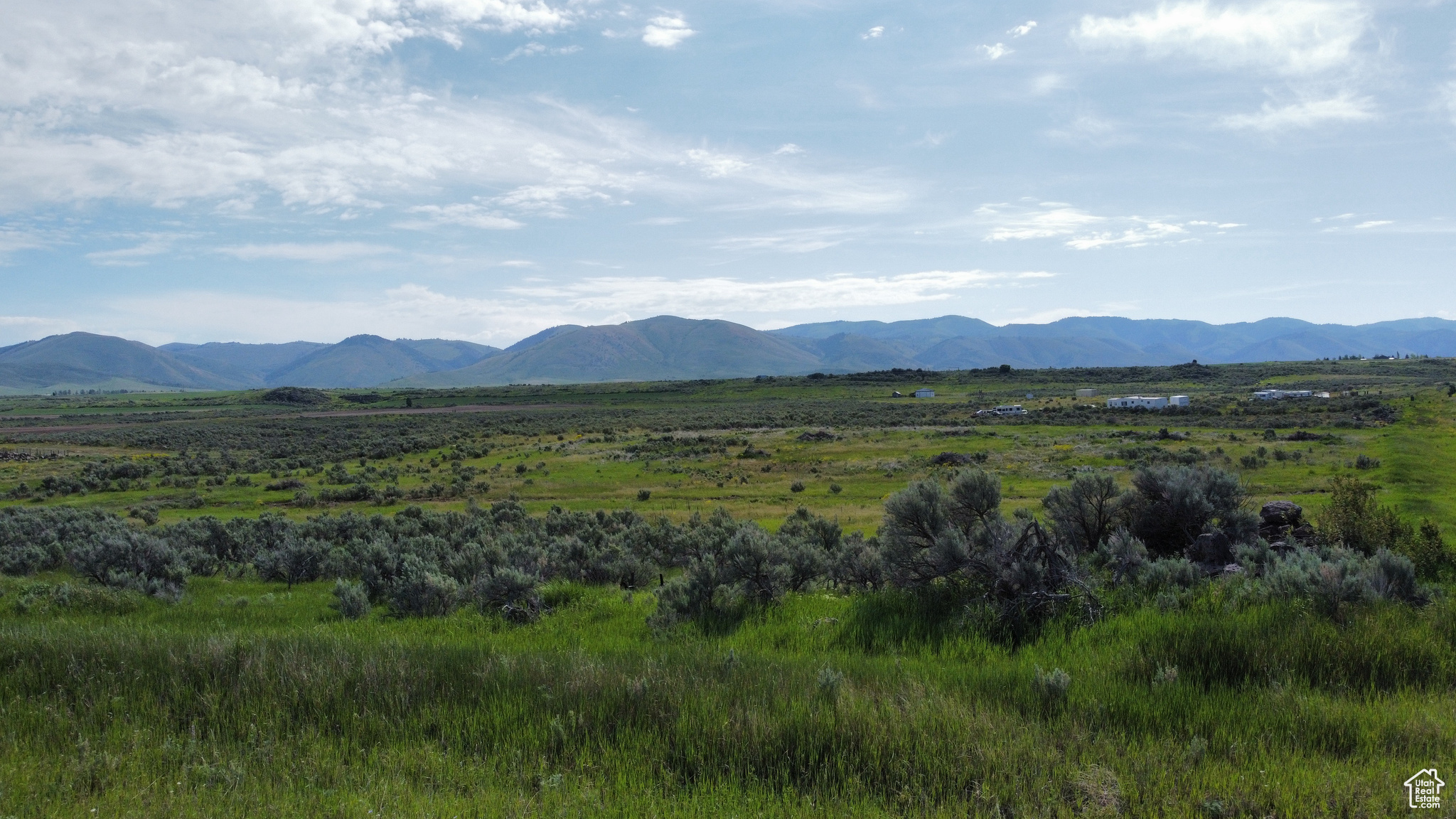 CARIBOU VILLAGE - Land