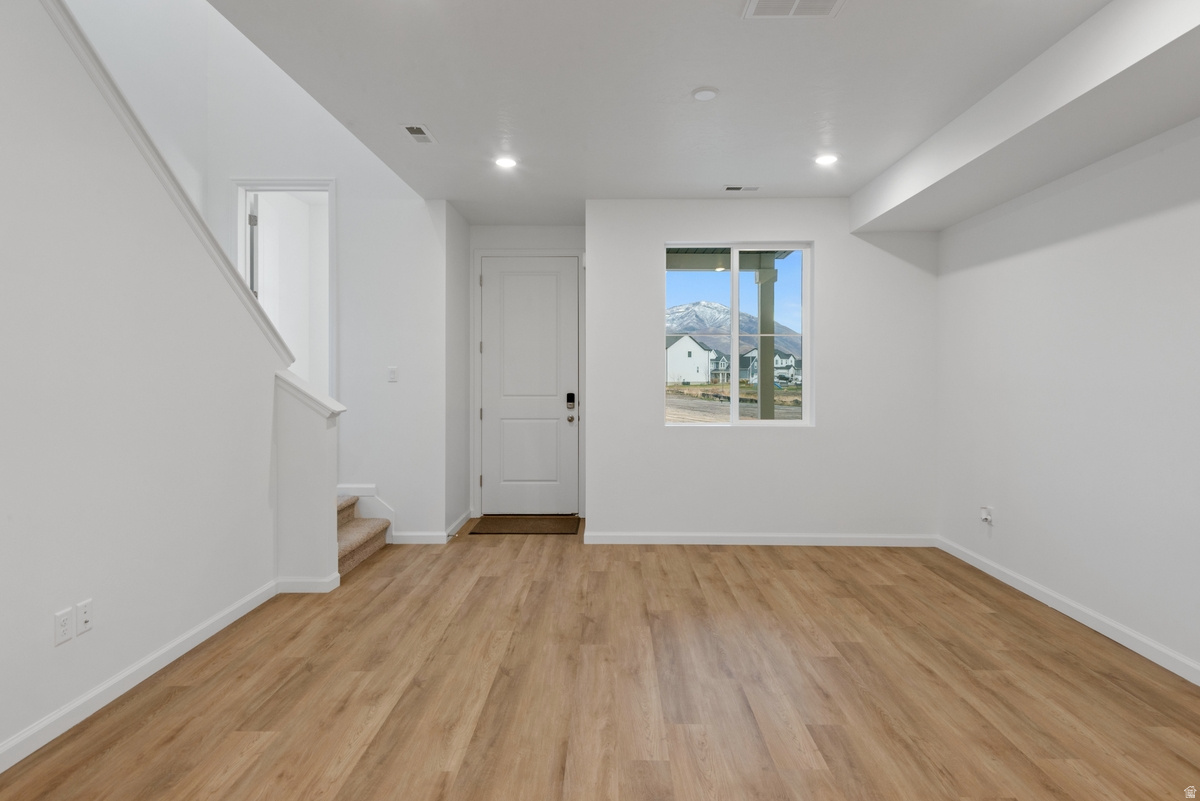 VILLAGES AT ARROWHEAD PARK - Residential