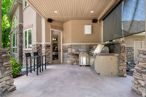 Tiny photo for 76 N BALD MOUNTAIN DR, Alpine, UT 84004 (MLS # 2088694)