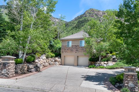 Tiny photo for 76 N BALD MOUNTAIN DR, Alpine, UT 84004 (MLS # 2088694)