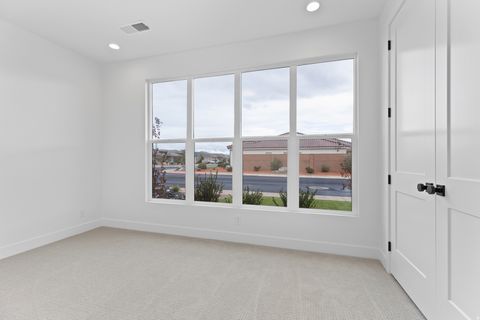 Tiny photo for 3118 S 4800 W, Hurricane, UT 84737 (MLS # 2125875)