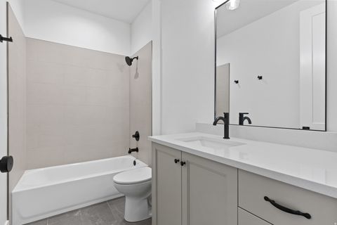 Tiny photo for 3118 S 4800 W, Hurricane, UT 84737 (MLS # 2125875)