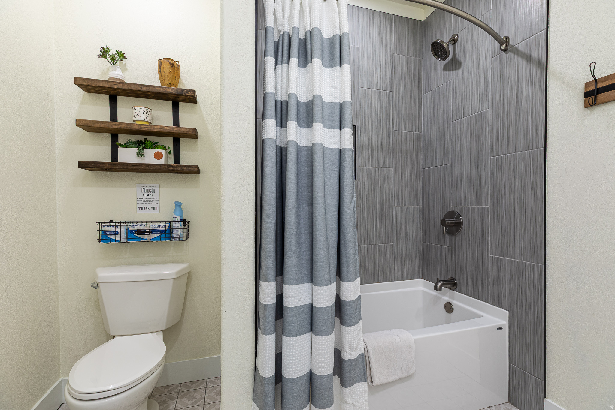 PLUM TREE ESTATES SUBDIVISION - Residential