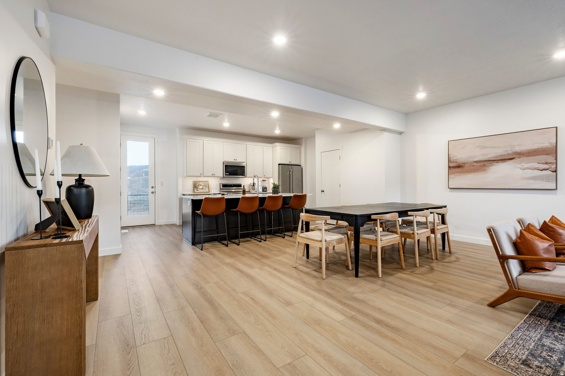 THE POINTE AT CURRENT - Residential