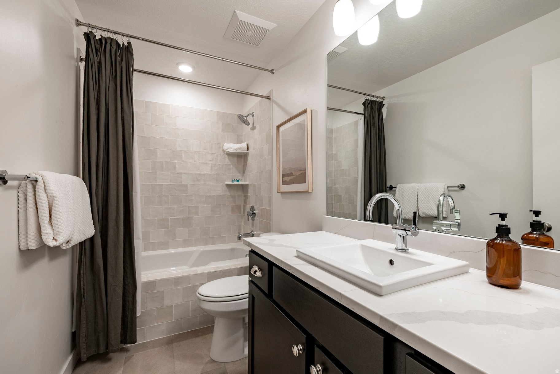 THE POINTE AT CURRENT - Residential