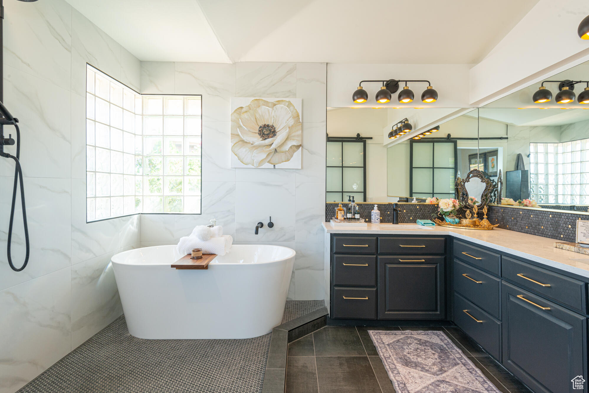 FAIRWAY HILLS 2 - Residential