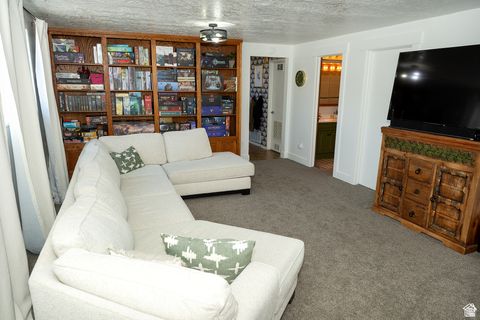 Tiny photo for 798 E 2800 N, North Ogden, UT 84414 (MLS # 2115047)
