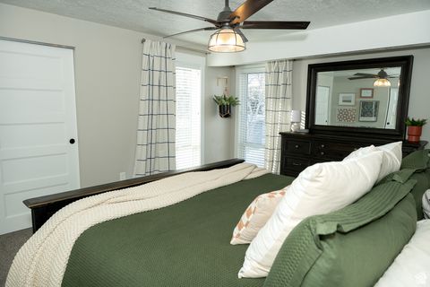 Tiny photo for 798 E 2800 N, North Ogden, UT 84414 (MLS # 2115047)